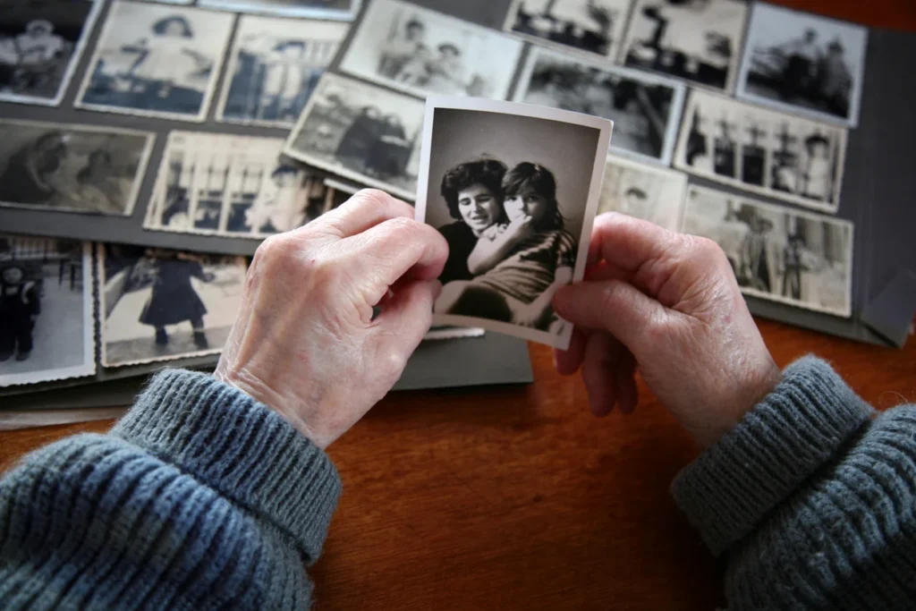 A Warm Guide to Building a Shareable Digital Memory Book